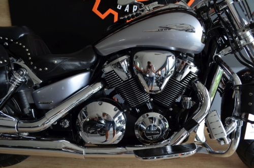 HONDA VTX1800 RETRO STAN PERFEKT MAX DODATKÓW !!! Niski Przebieg 2006r