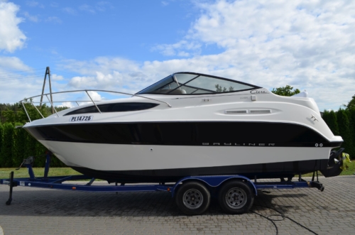 MOTORÓWKA BAYLINER CIERA 2455 24′ SILNIK MERCRUISER 5.7L V8 250HP NAPĘD BRAWO 3