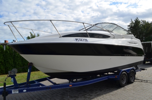 MOTORÓWKA BAYLINER CIERA 2455 24′ SILNIK MERCRUISER 5.7L V8 250HP NAPĘD BRAWO 3