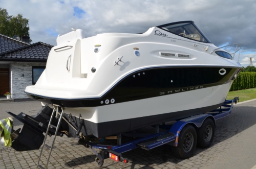MOTORÓWKA BAYLINER CIERA 2455 24′ SILNIK MERCRUISER 5.7L V8 250HP NAPĘD BRAWO 3