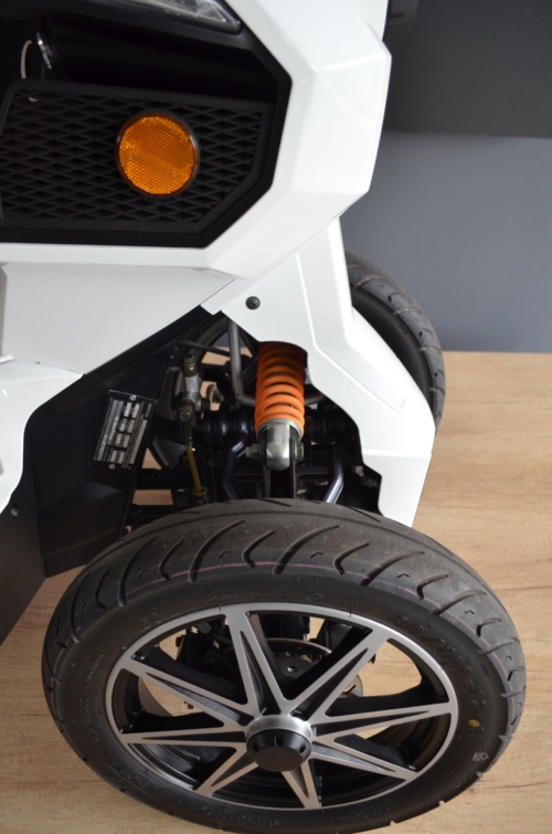 DOOHAN ITANK Skuter elektryczny + ładowarka (Ego2 Goodyear)