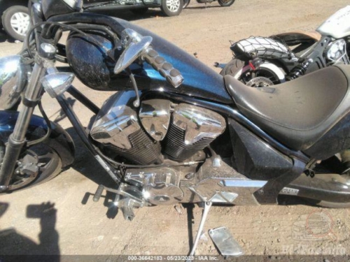 honda-vt1300-2020-jh2sc6127lk500997-img9