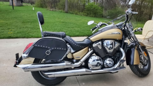 GWARANCJA !!! HONDA VTX1800 RETRO MEGA NISKI PRZEBIEG ! 100% BEZWYPADKOWY !!! JAK NOWY !!!