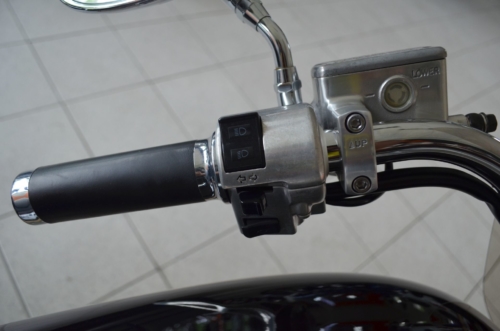 GWARANCJA !!! HONDA VTX1800 RETRO MEGA NISKI PRZEBIEG ! 100% BEZWYPADKOWY !!! JAK NOWY !!!