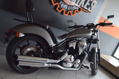 GWARANCJA !!! HONDA VT1300CX FURY Niski Przebieg BEZWYPADKOWY !!! JAK NOWY !!!