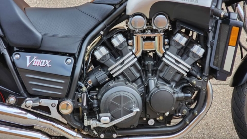 GWARANCJA ! YAMAHA V-MAX 1200 STAN KOLEKCJONERSKI !!! 100% BEZWYPADEK ! JAK NOWY !