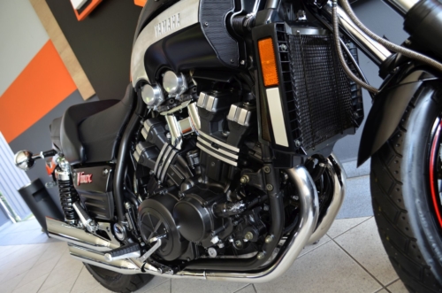 GWARANCJA ! YAMAHA V-MAX 1200 STAN KOLEKCJONERSKI !!! 100% BEZWYPADEK ! JAK NOWY !